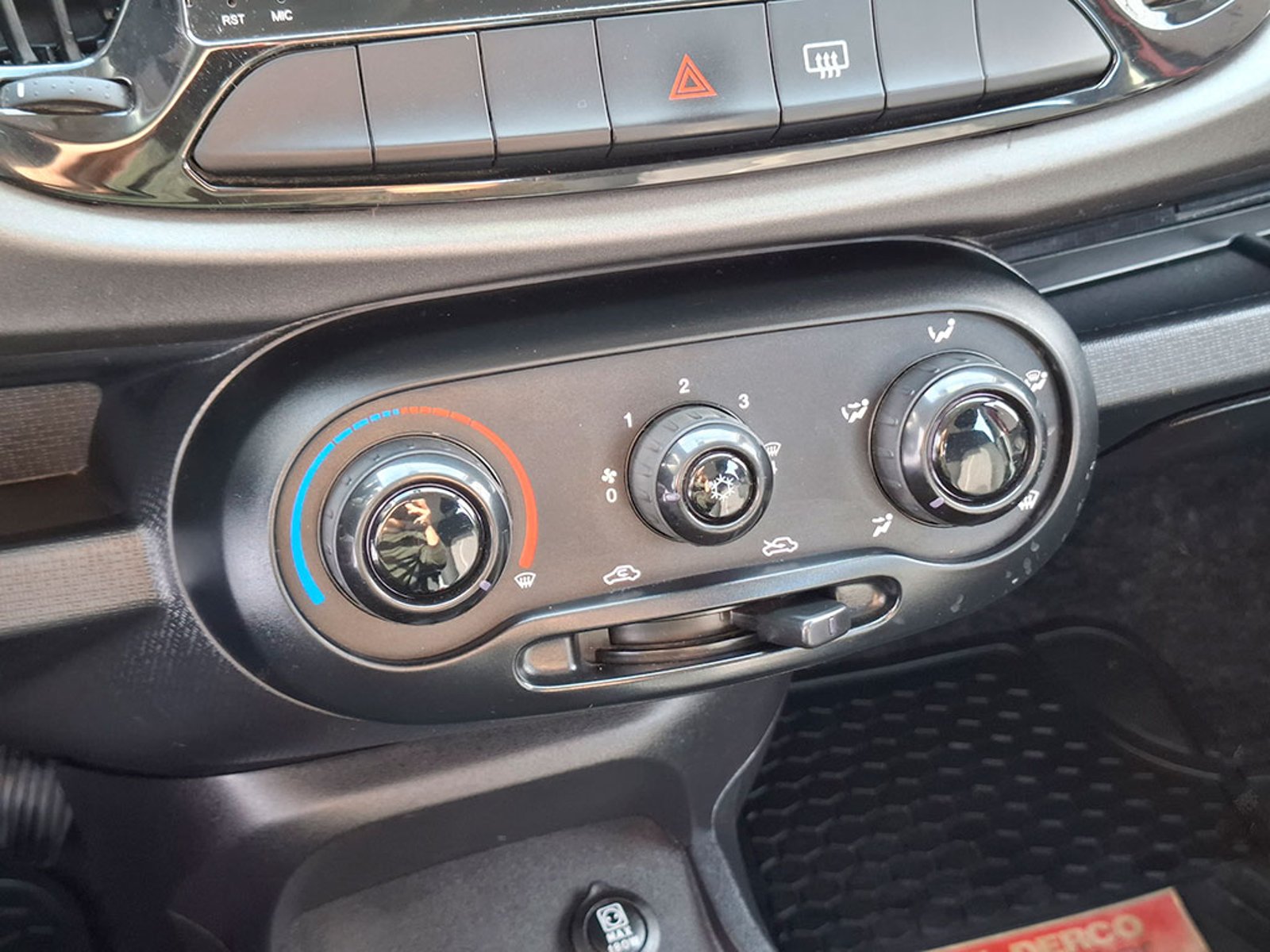 FIAT UNO WAY EVO 1.4 2020 - Imagen 16 de 20