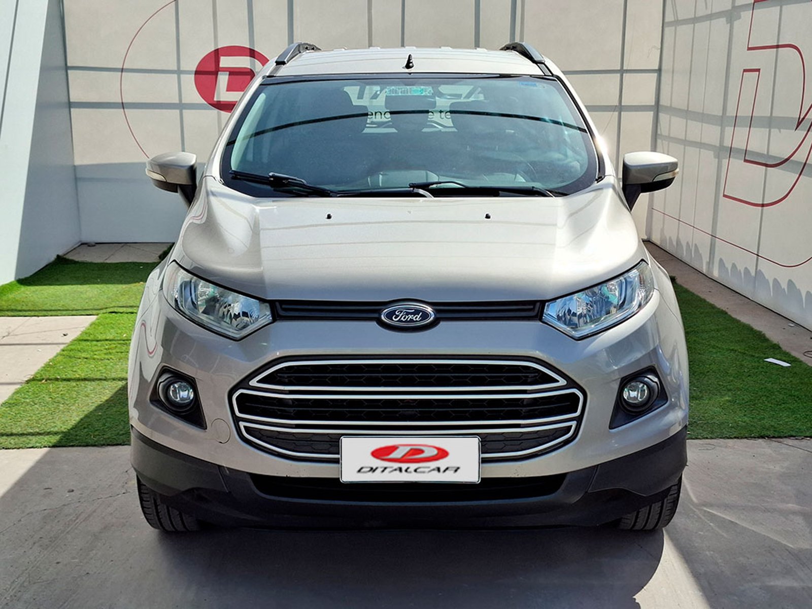 Ford ECOSPORT 2018 - Foto 2 de 19