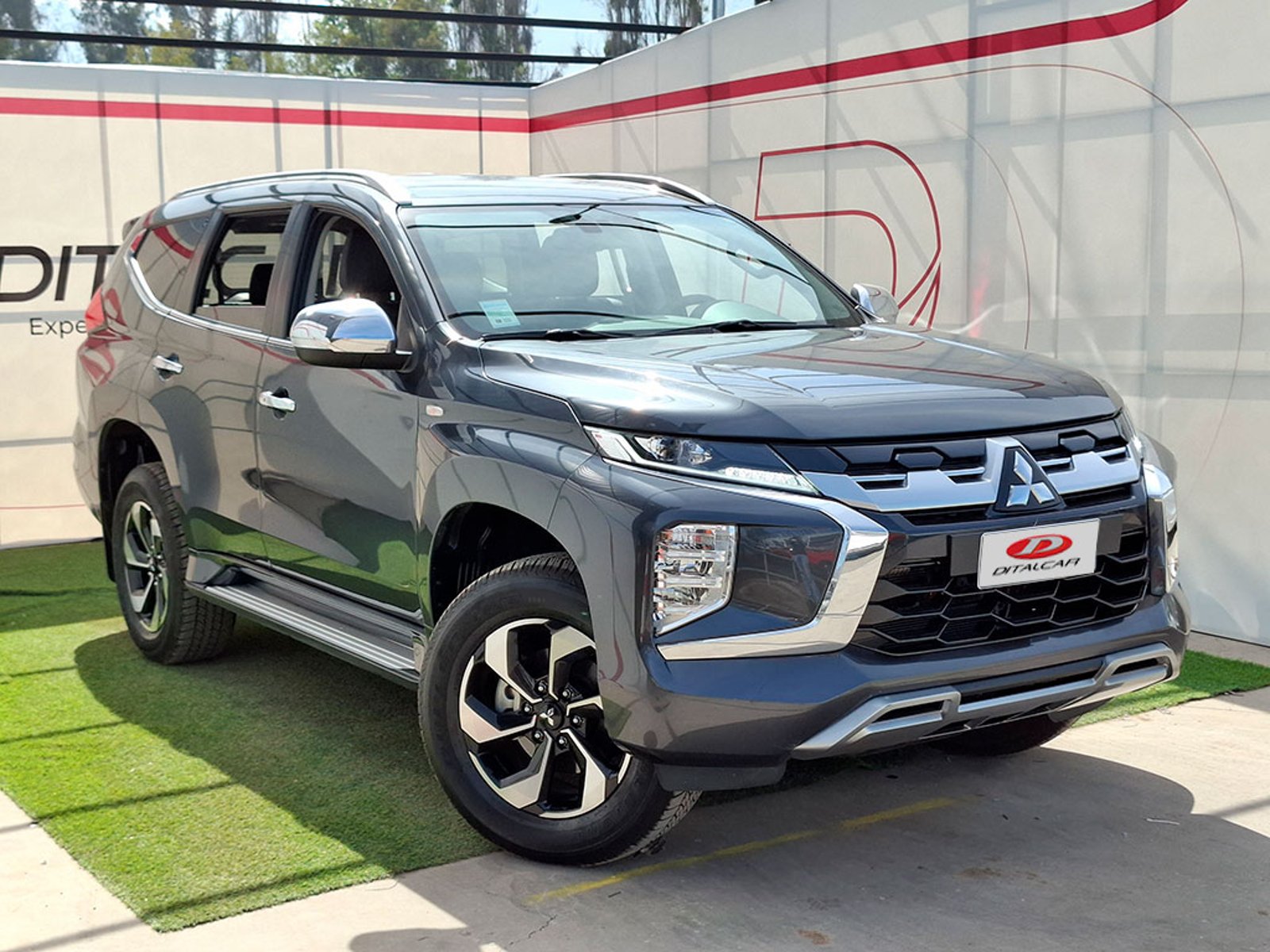 Mitsubishi NEW MONTERO SPORT 3.0 2WD AT 2025 - Foto 3 de 20
