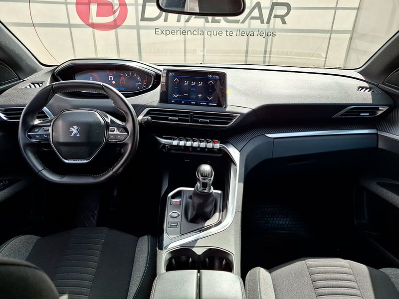 Peugeot 3008 PURETECH 1.2L 2024 - Imagen 9 de 20