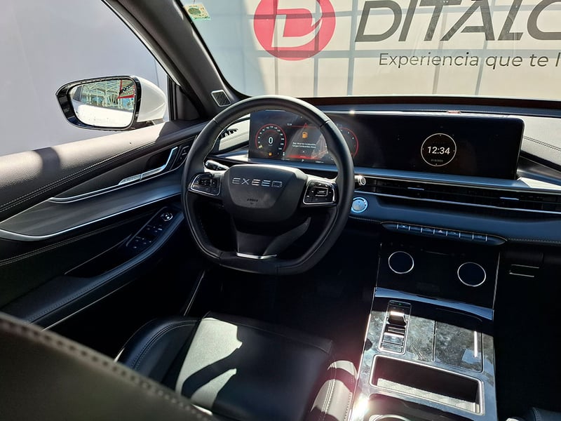 Exeed LX 1.5T CVT ADVANCED 2024 - Imagen 8 de 20