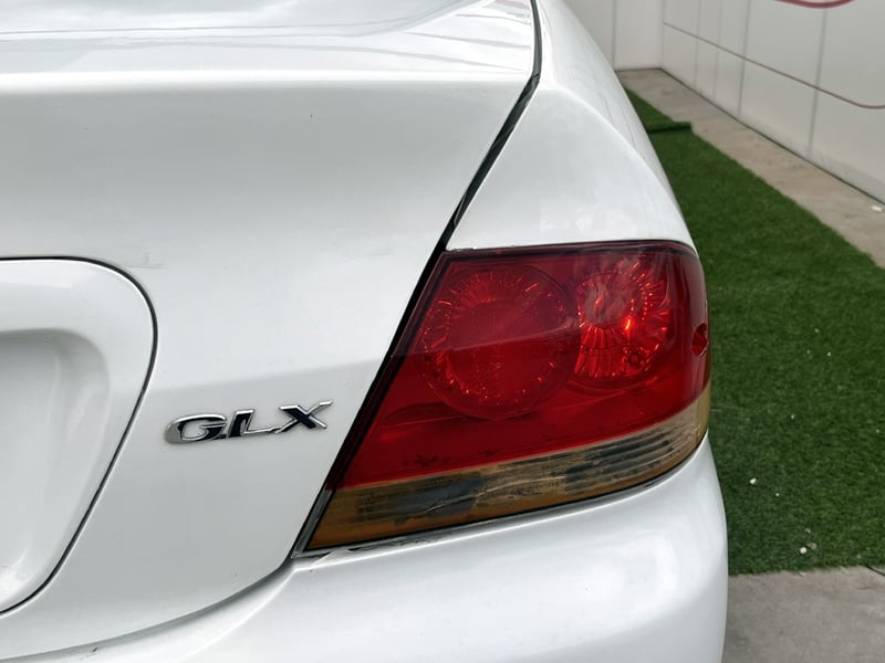 Mitsubishi LANCER 1.6 GLX 2010 - Imagen 8 de 20