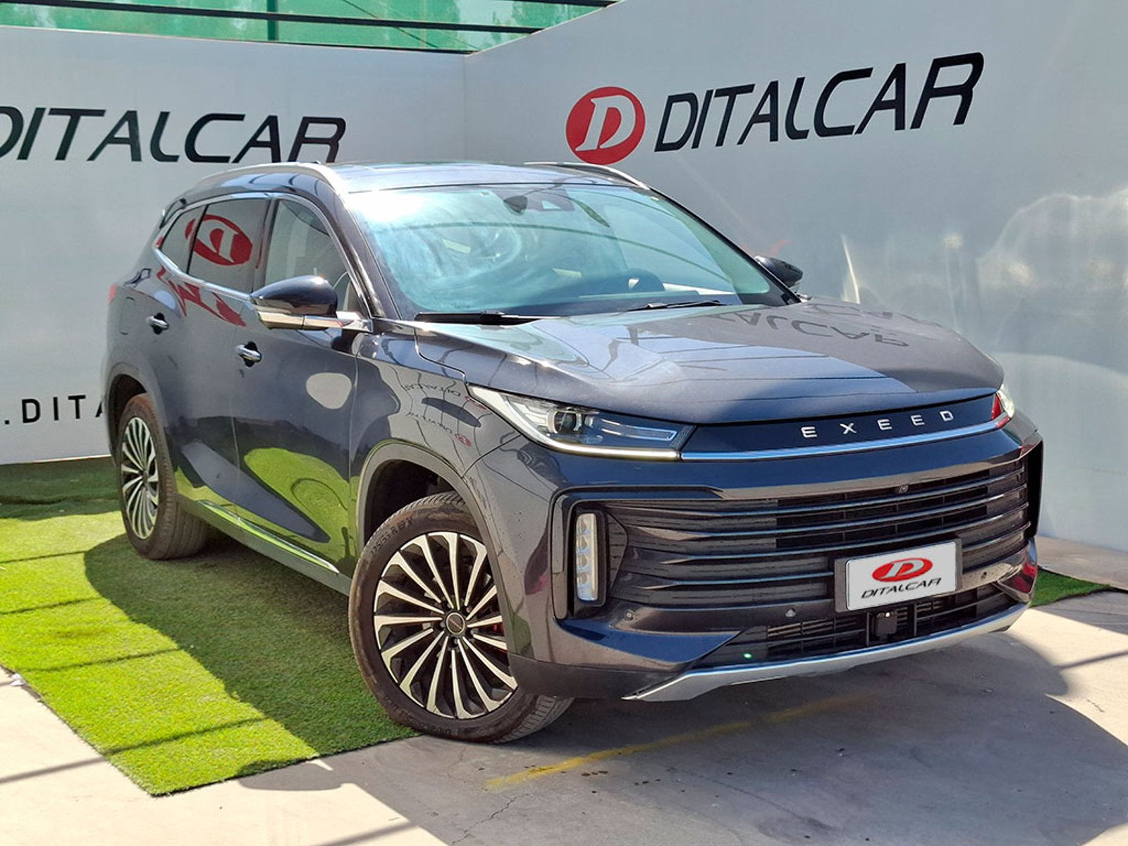 Exeed TXL 2.0T DCT UNLIMITED AWD 2022 - Foto 3 de 20