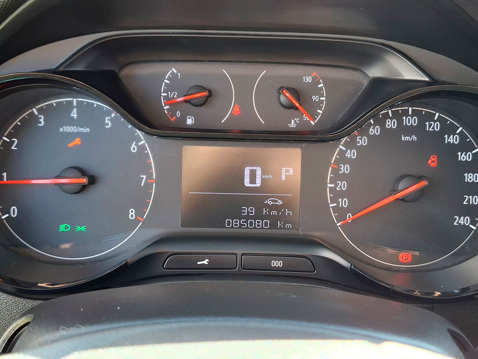 Opel CROSSLAND 1.2 AT 2023 - Imagen 13 de 20