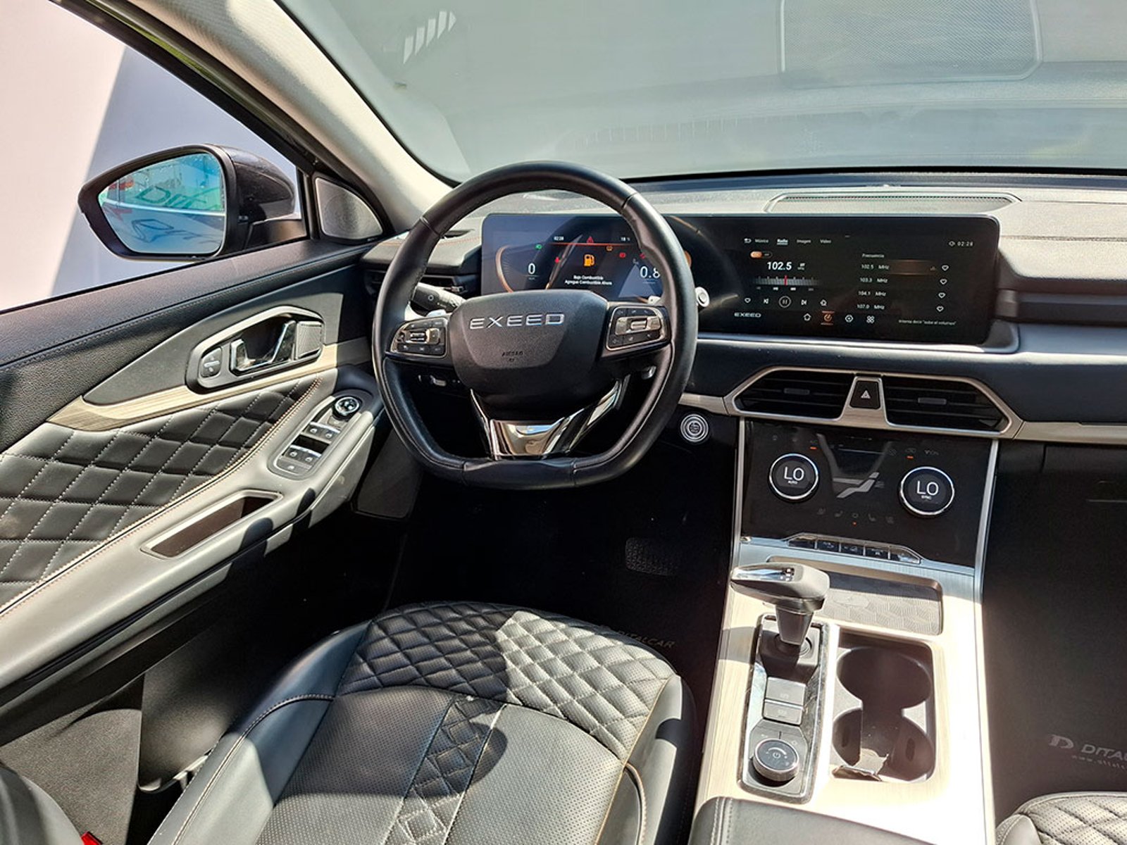 Exeed TXL 2.0T DCT UNLIMITED AWD 2022 - Imagen 8 de 20