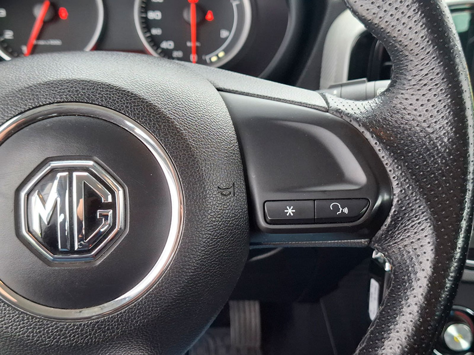 MG 3 HATCH BACK 1.5 2021 - Imagen 13 de 20