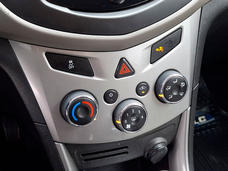 CHEVRLOLET TRACKER LT 1.8 2015 - Imagen 16 de 20