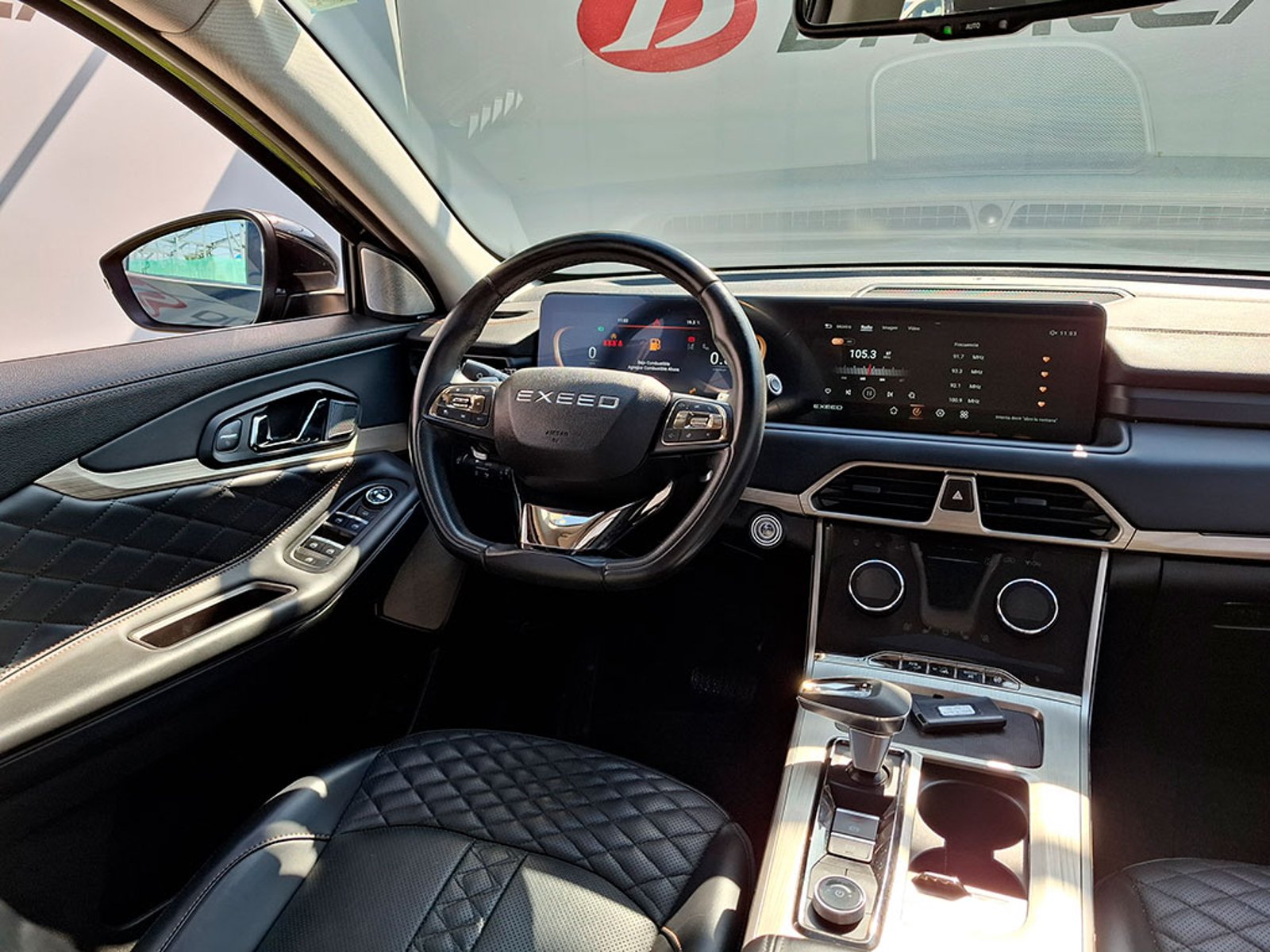 Exeed TXL 2.0T DCT UNLIMITED AWD 2023 - Imagen 8 de 20