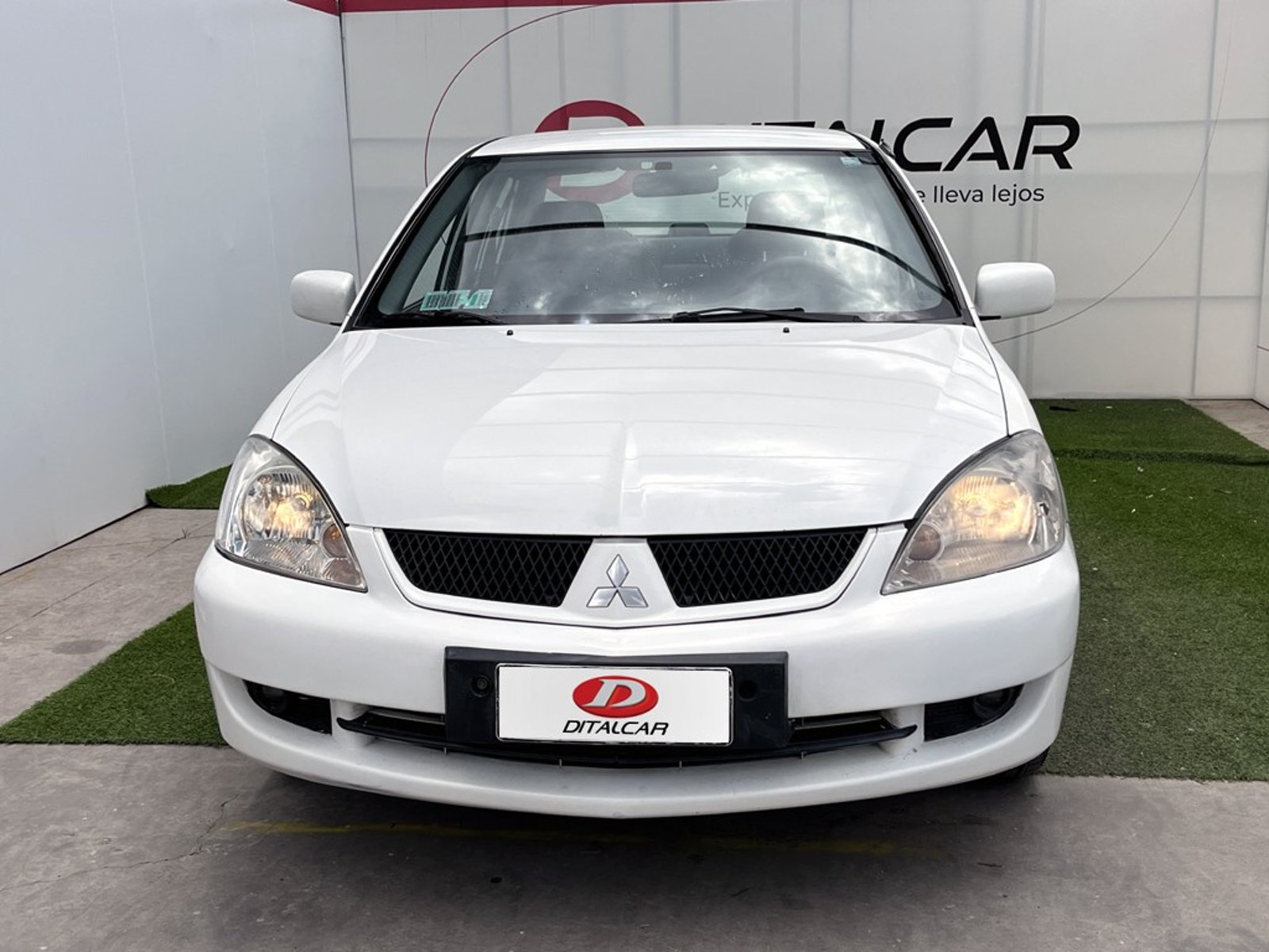 Mitsubishi LANCER 1.6 GLX 2010 - Foto 2 de 20