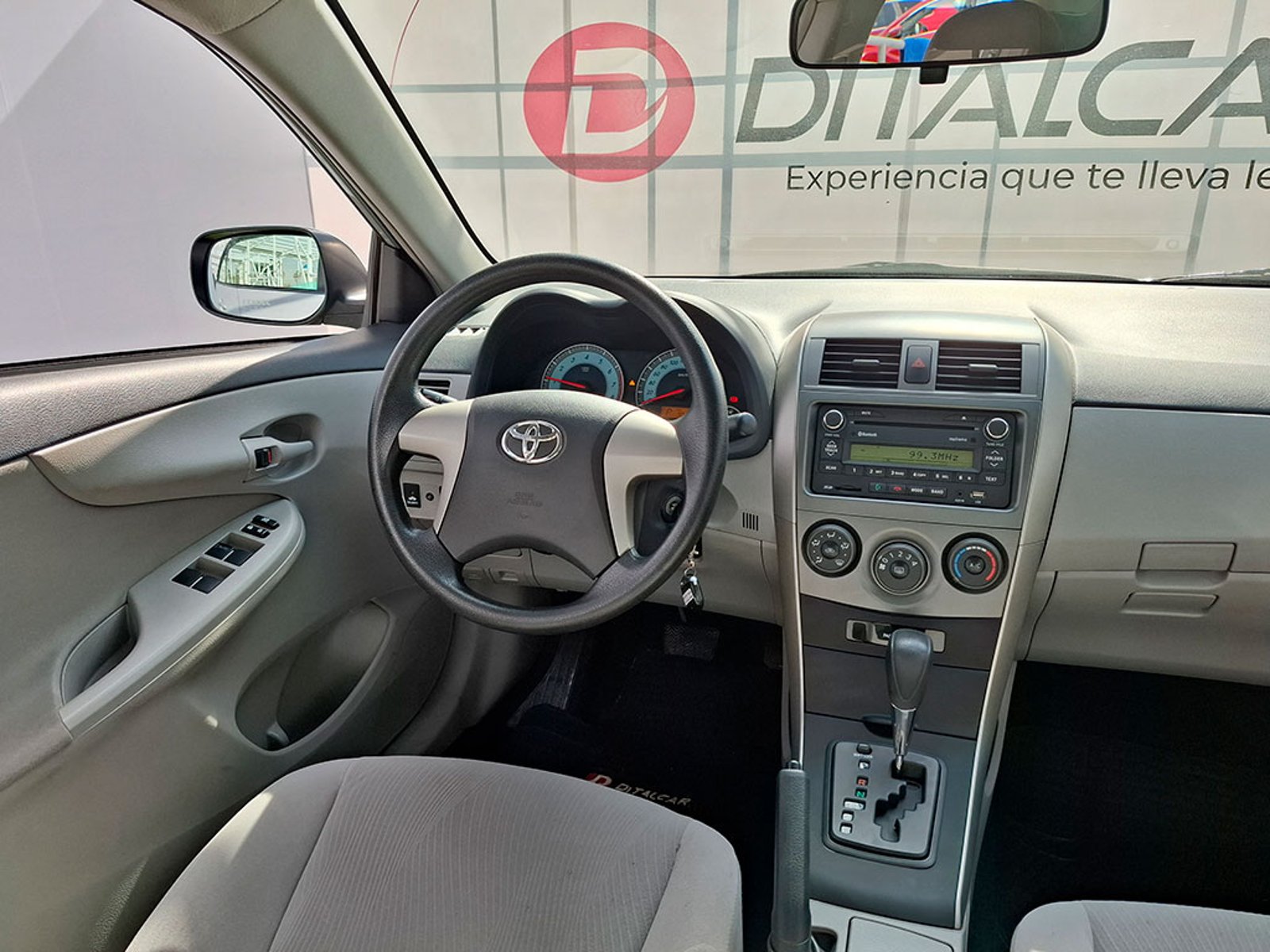 Toyota COROLLA GLI 1.6 2013 - Imagen 8 de 20