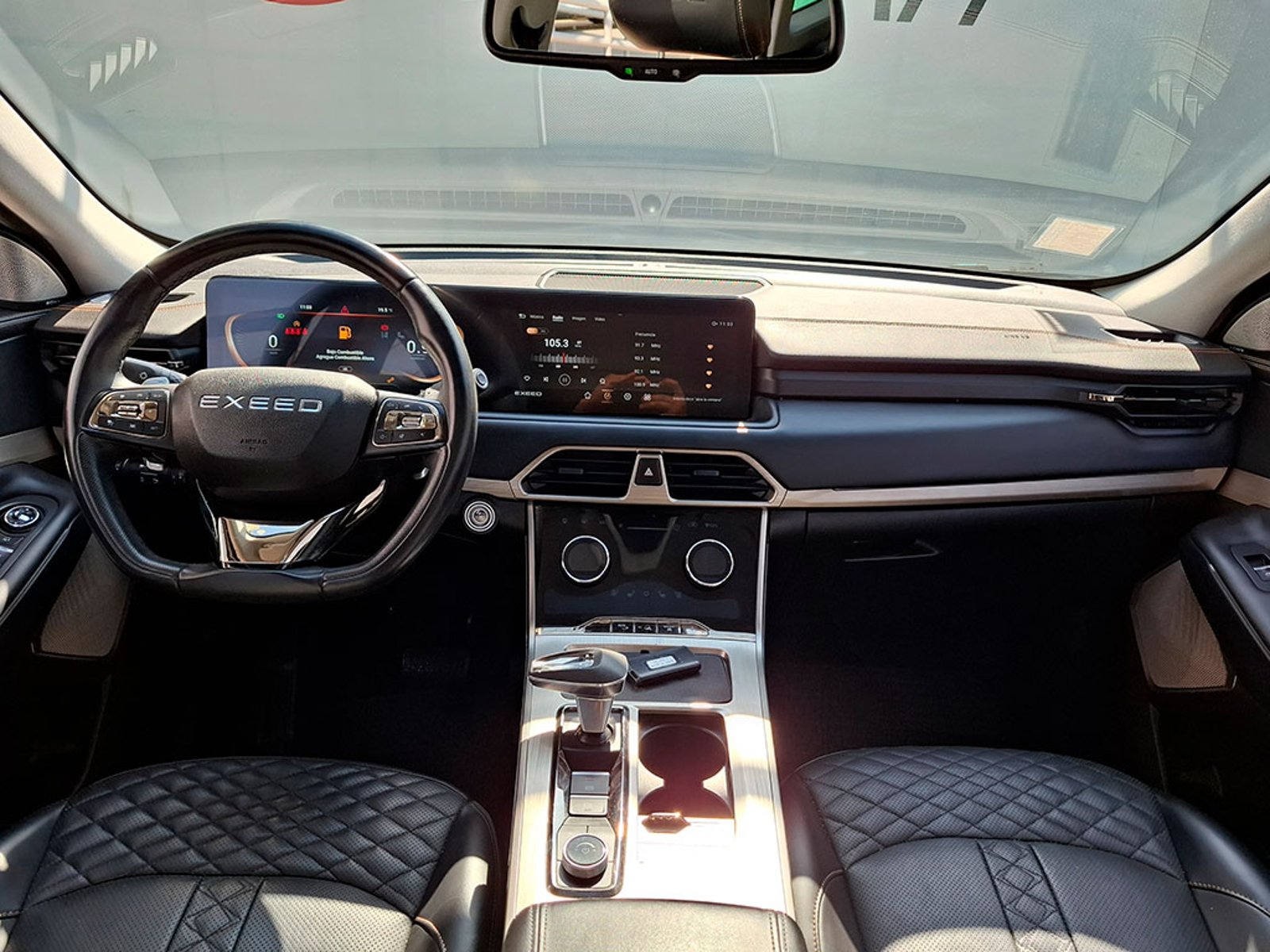 Exeed TXL 2.0T DCT UNLIMITED AWD 2023 - Imagen 9 de 20