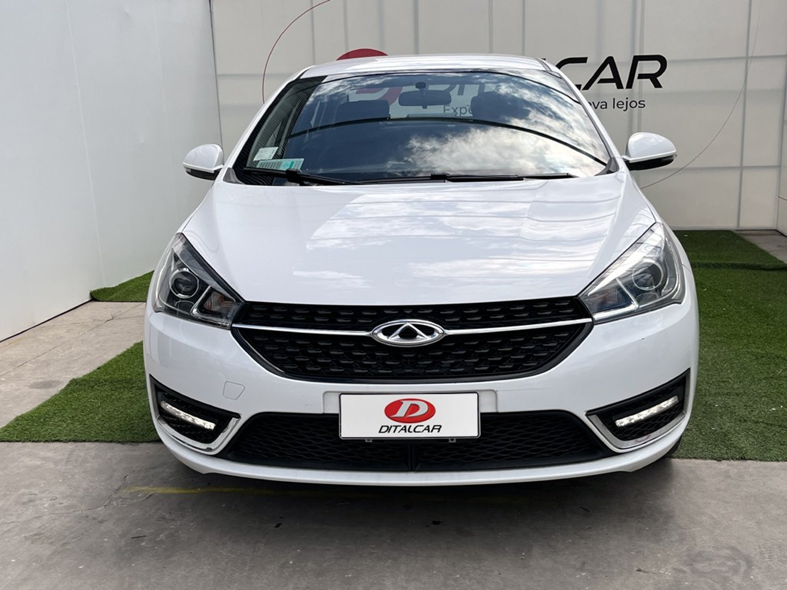 Chery ARRIZO 5 1.5 2023 - Foto 2 de 20