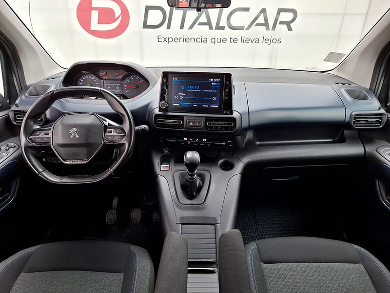 Peugeot RIFTER ALLURE BLUE HDI 4X2 1.5 2023 - Imagen 9 de 20