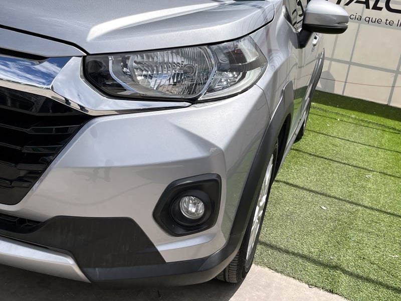 Honda WR V LX 1.5 2022 - Imagen 9 de 20