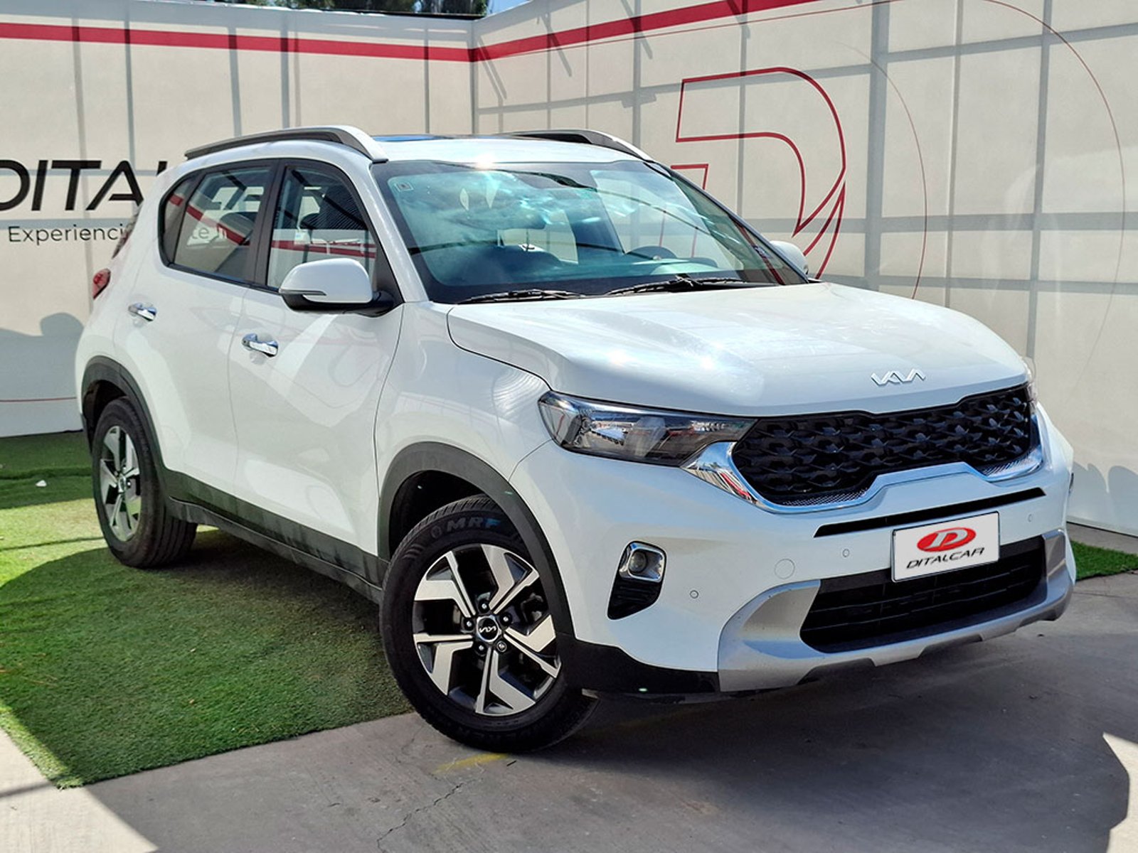 Kia SONET 1.5 MT 2023 - Foto 3 de 20