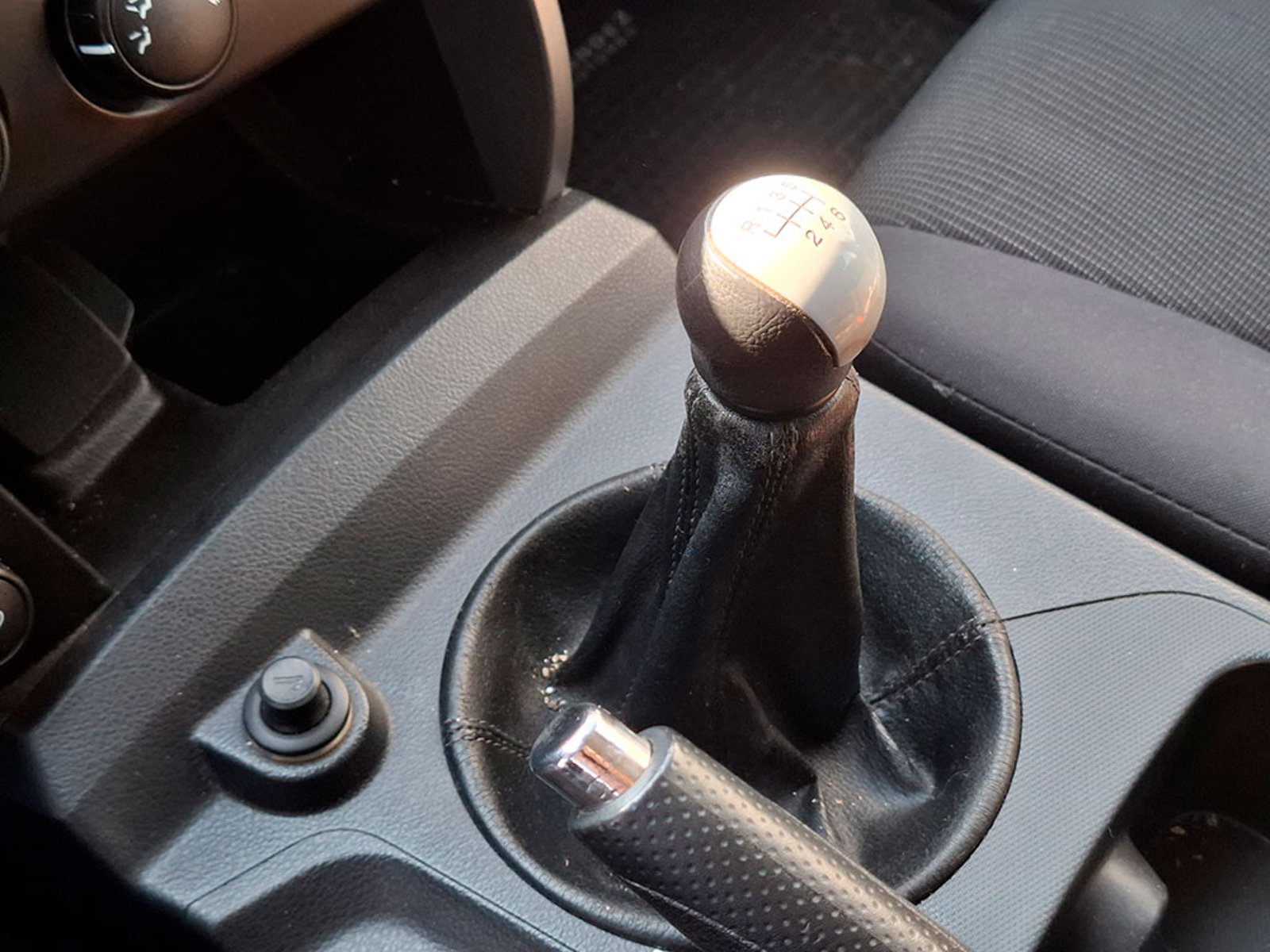 SSANGYONG ACTYON SPORT CRDI 2.0 2014 - Imagen 20 de 20