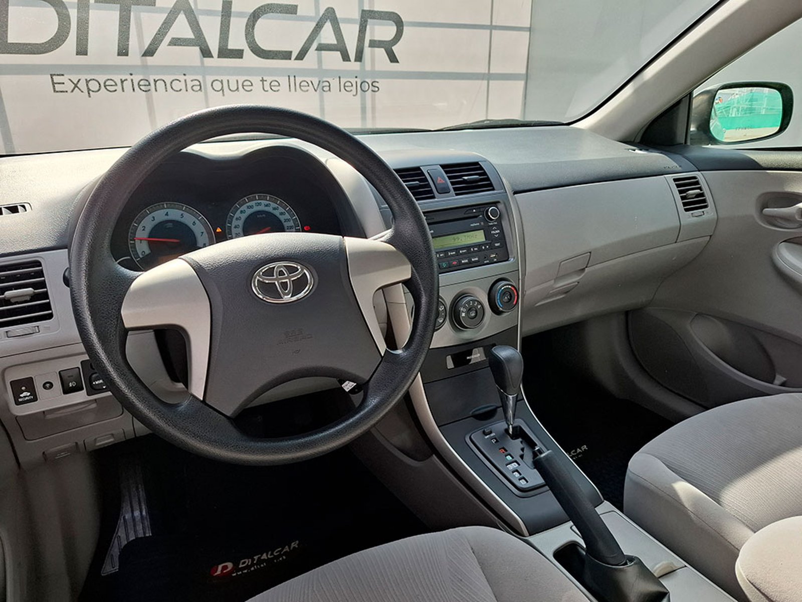 Toyota COROLLA GLI 1.6 2013 - Imagen 10 de 20