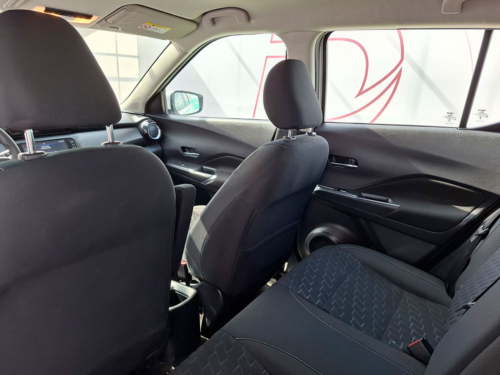 Nissan KICKS 2024 - Imagen 15 de 20