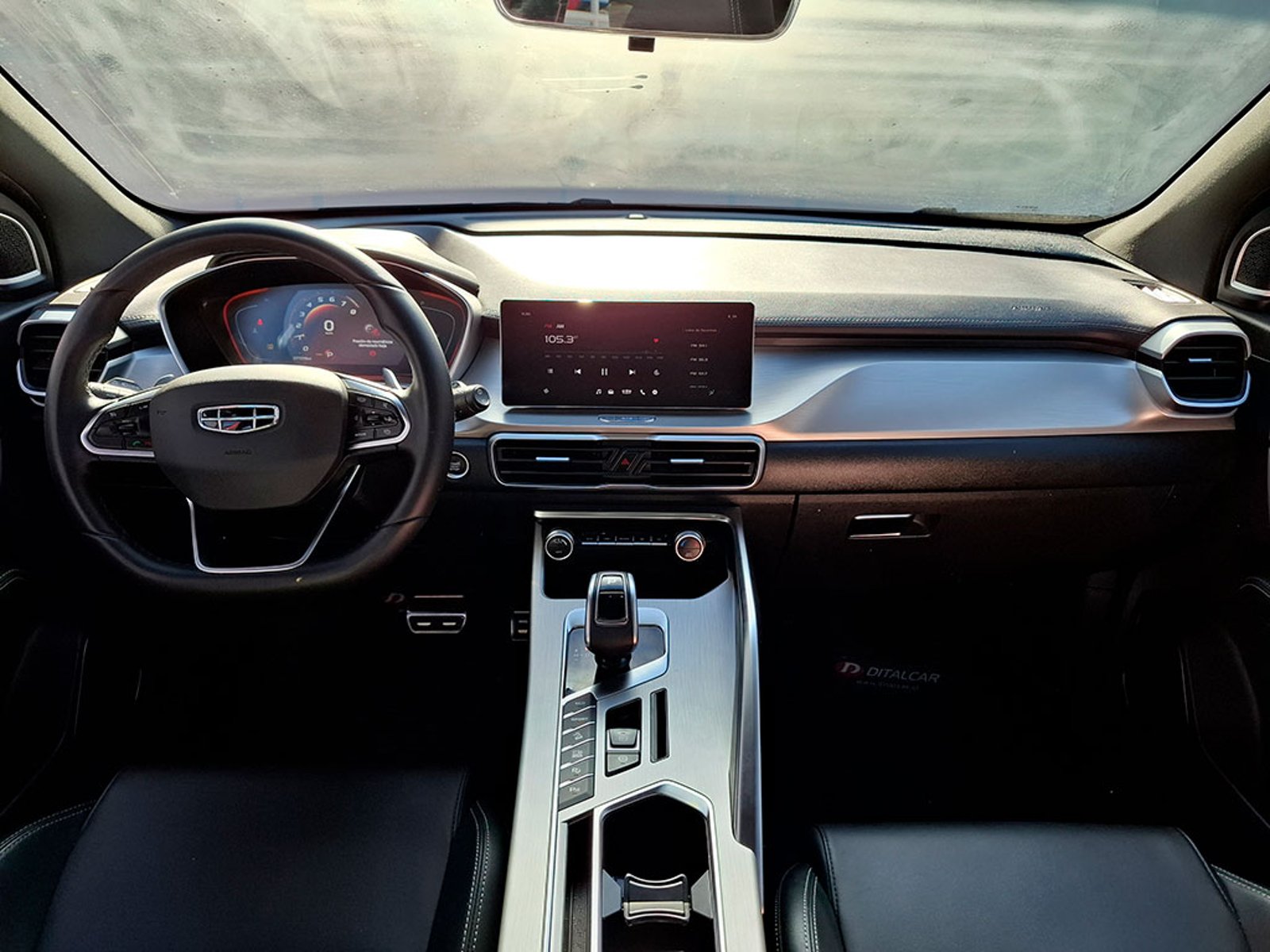 GEELY COOLRAY 1.5 AUT 2022 - Imagen 18 de 20
