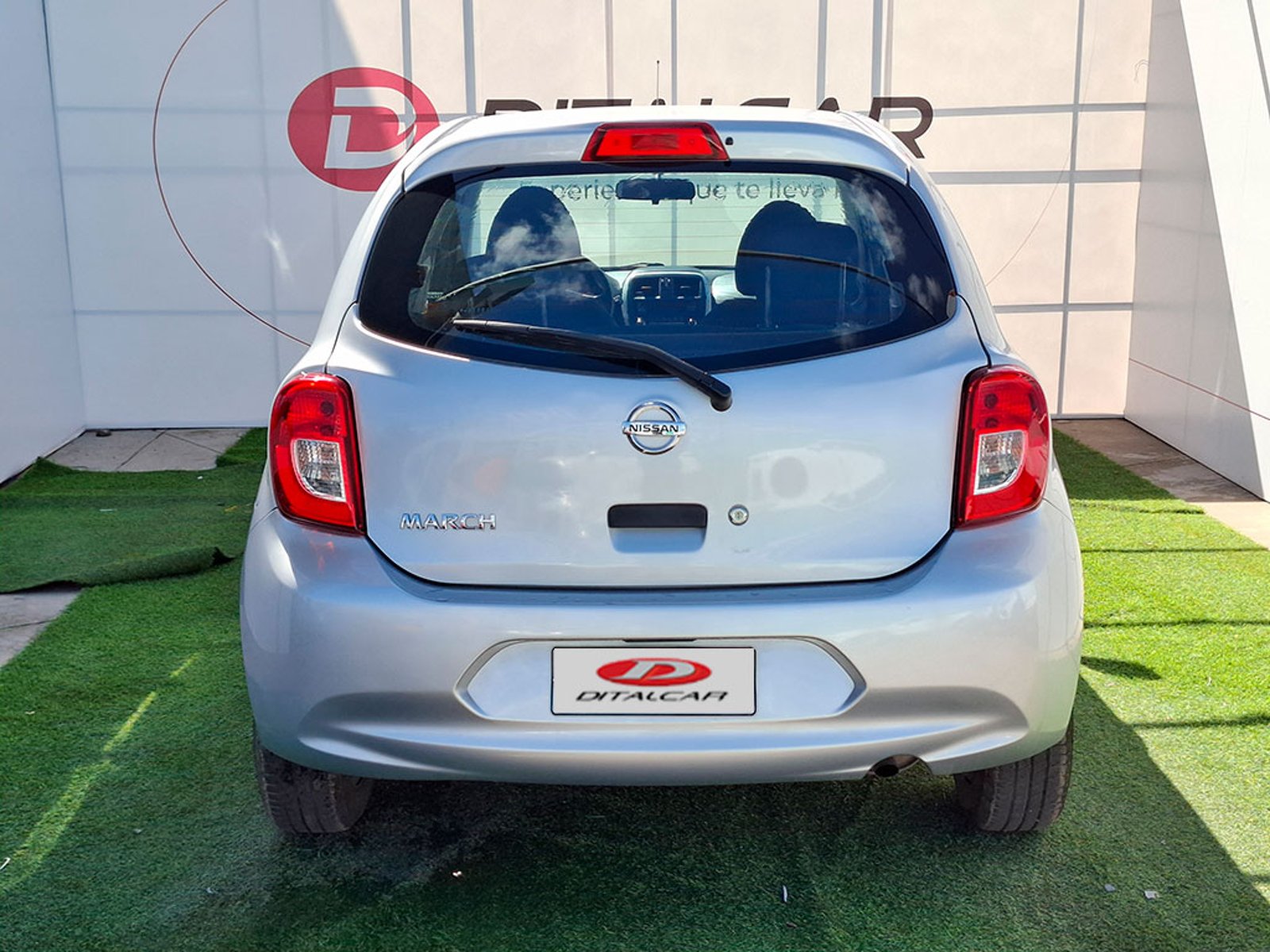 Nissan MARCH SPORT 1.6 2018 - Imagen 5 de 19