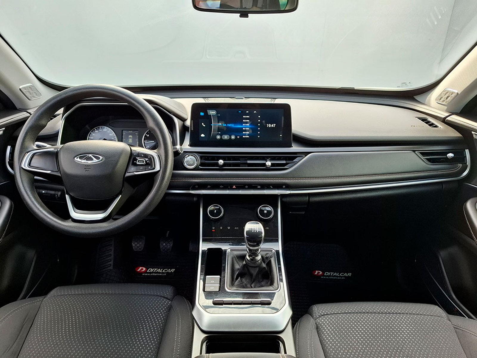 CHERY TIGGO 8 1.5 2021 - Foto 3 de 20