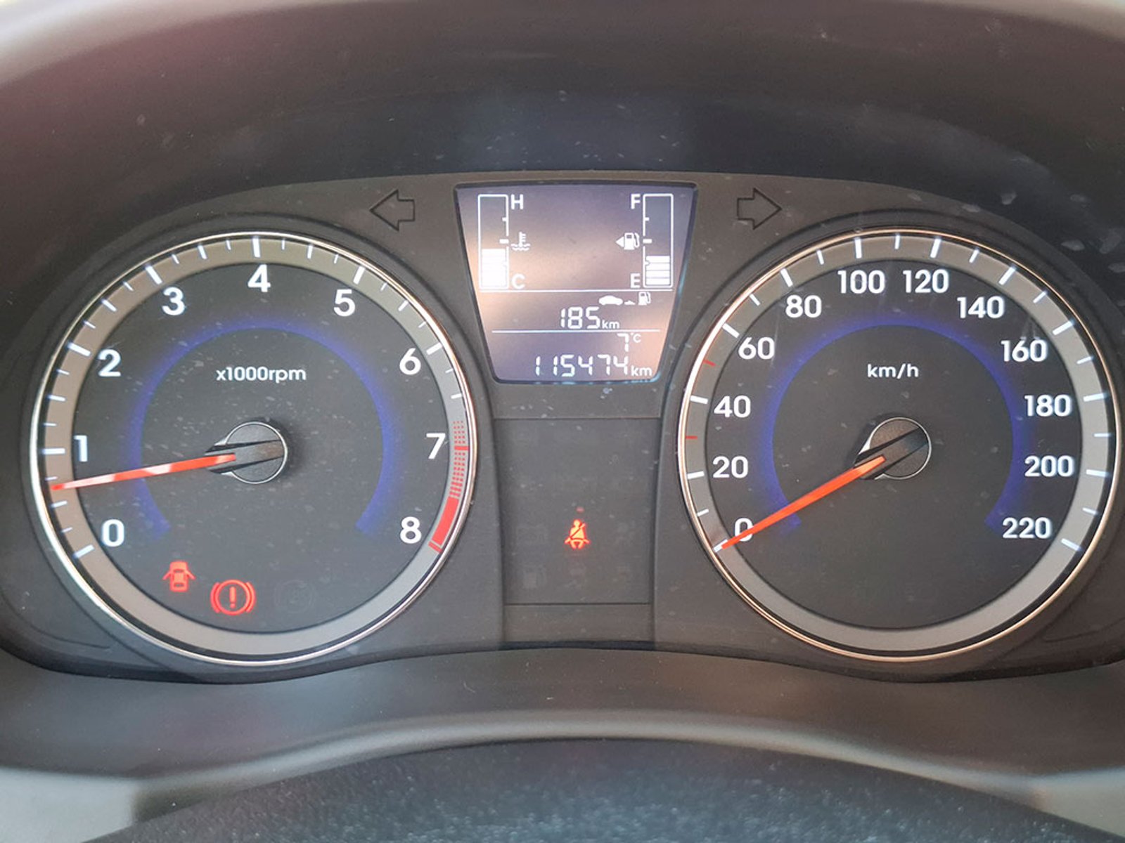 HYUNDAI ACCENT RB HB GLS 1.6 2015 - Imagen 20 de 20