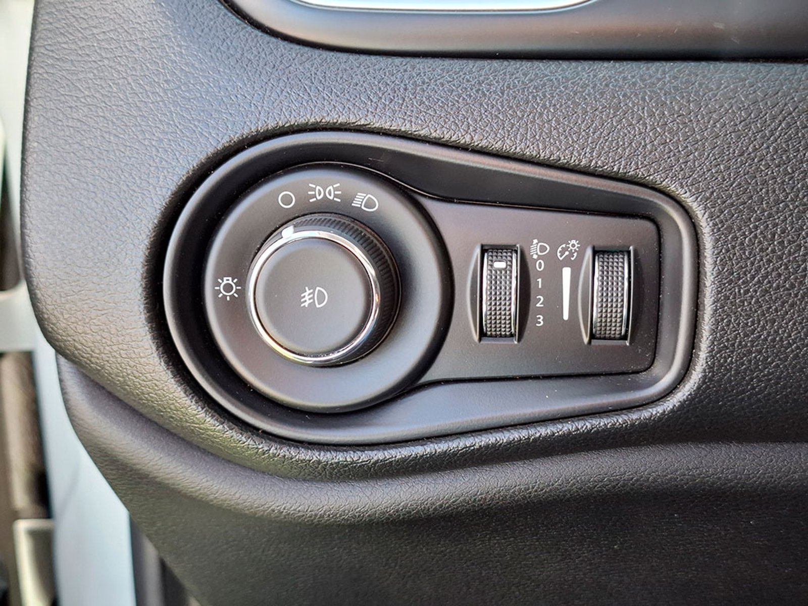 Jeep RENEGADE SPORT 4X2 MT 2021 - Imagen 19 de 20