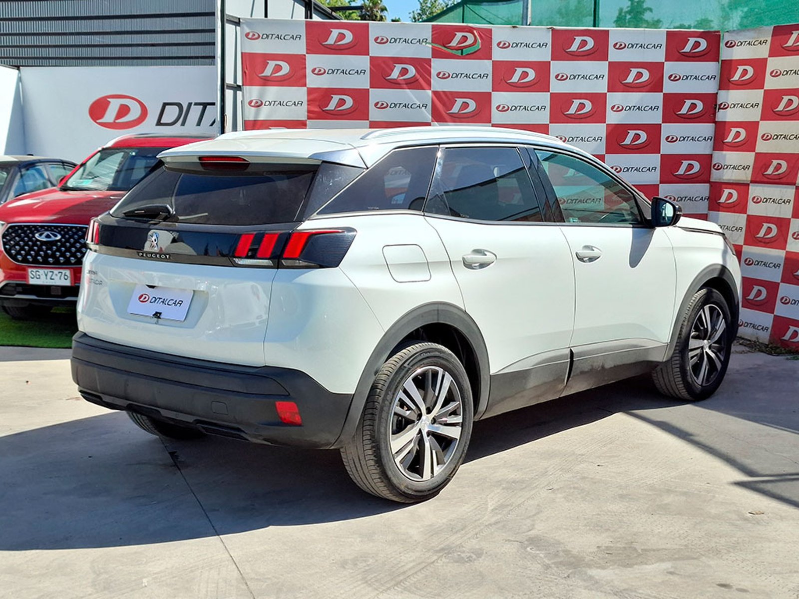 Peugeot 3008 PURETECH 1.2L 2024 - Imagen 6 de 20