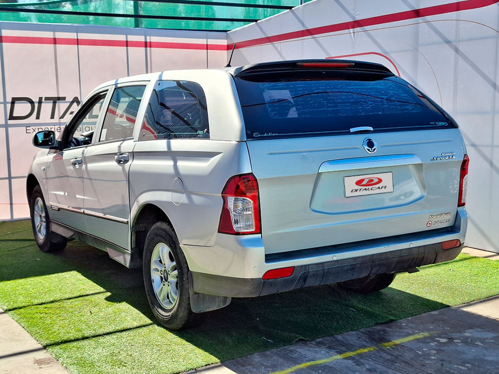 SsangYong ACTYON SPORT 4X2 AT 2019 - Foto 2 de 6