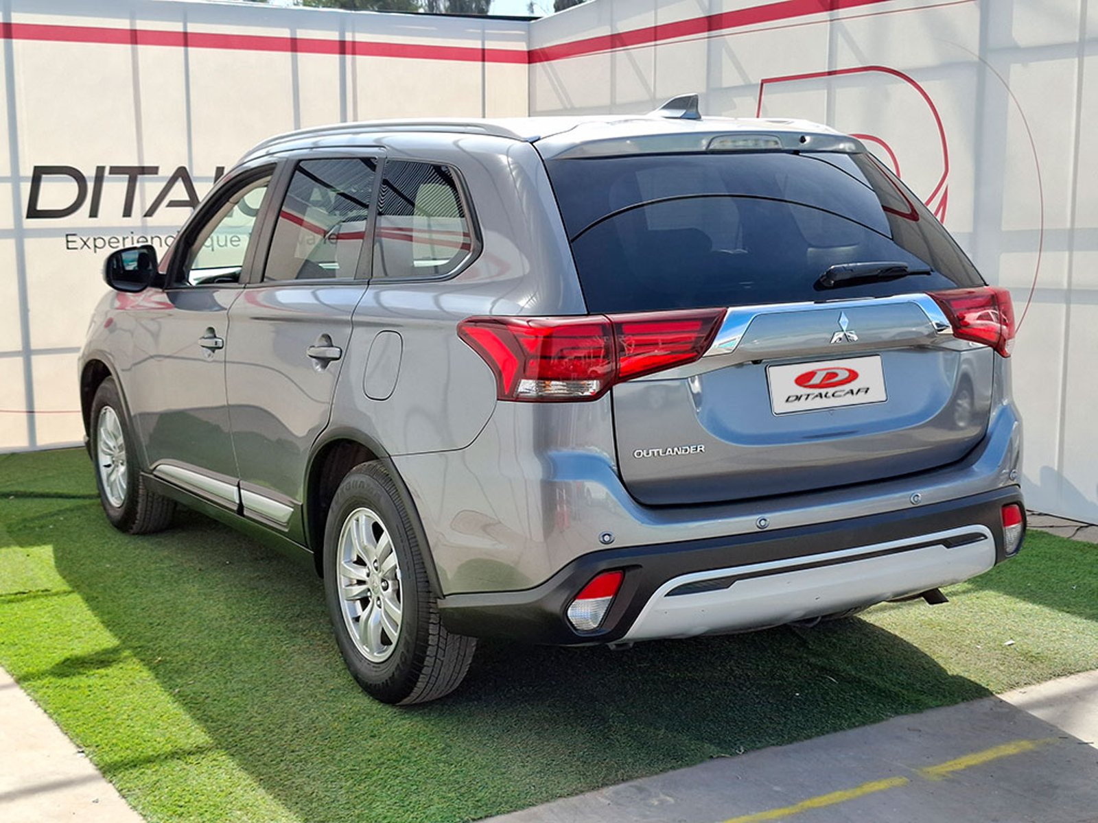 Mitsubishi OUTLANDER 2.0 2021 - Foto 4 de 20