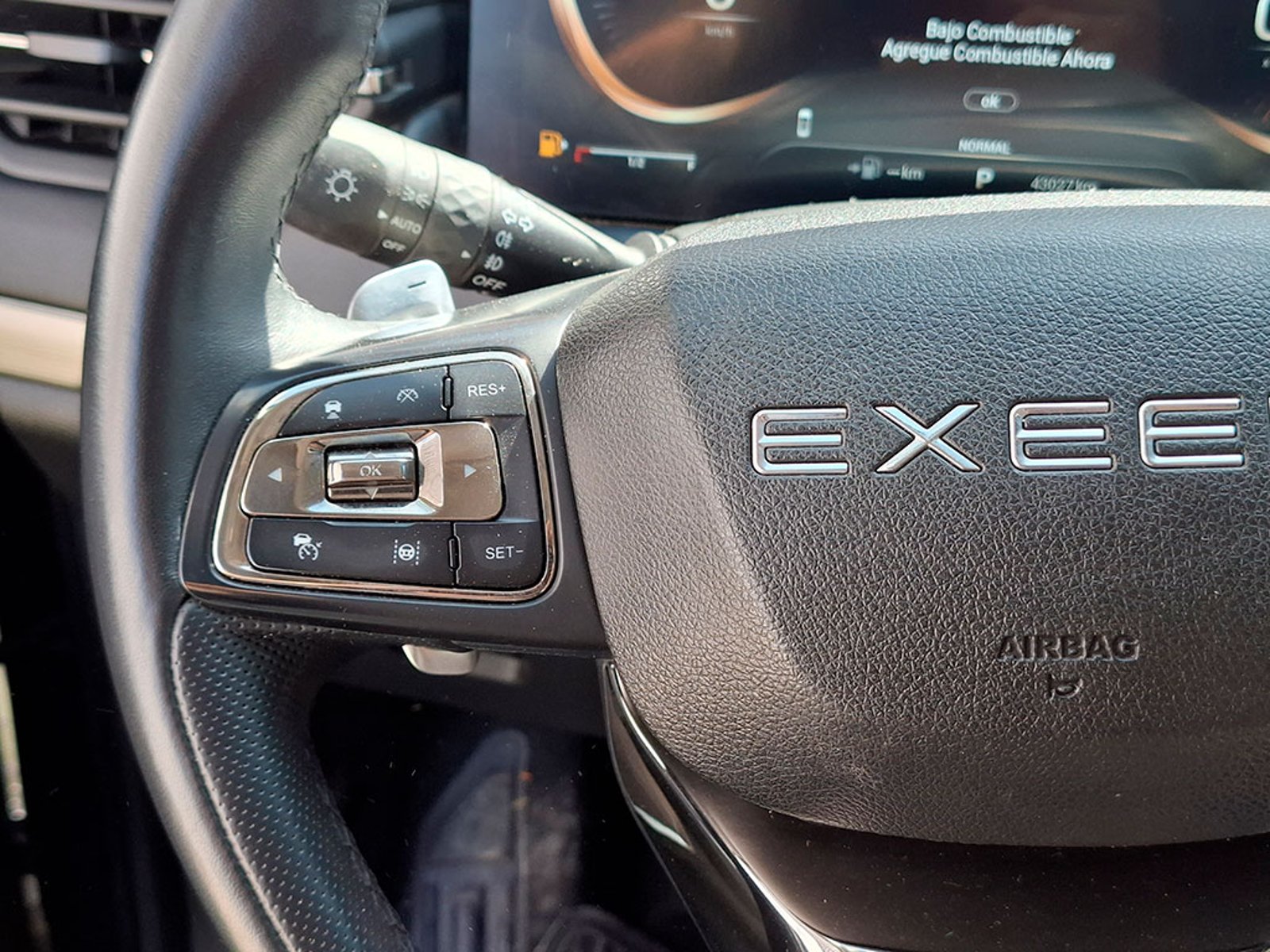 Exeed TXL 2.0T DCT UNLIMITED AWD 2022 - Imagen 11 de 20