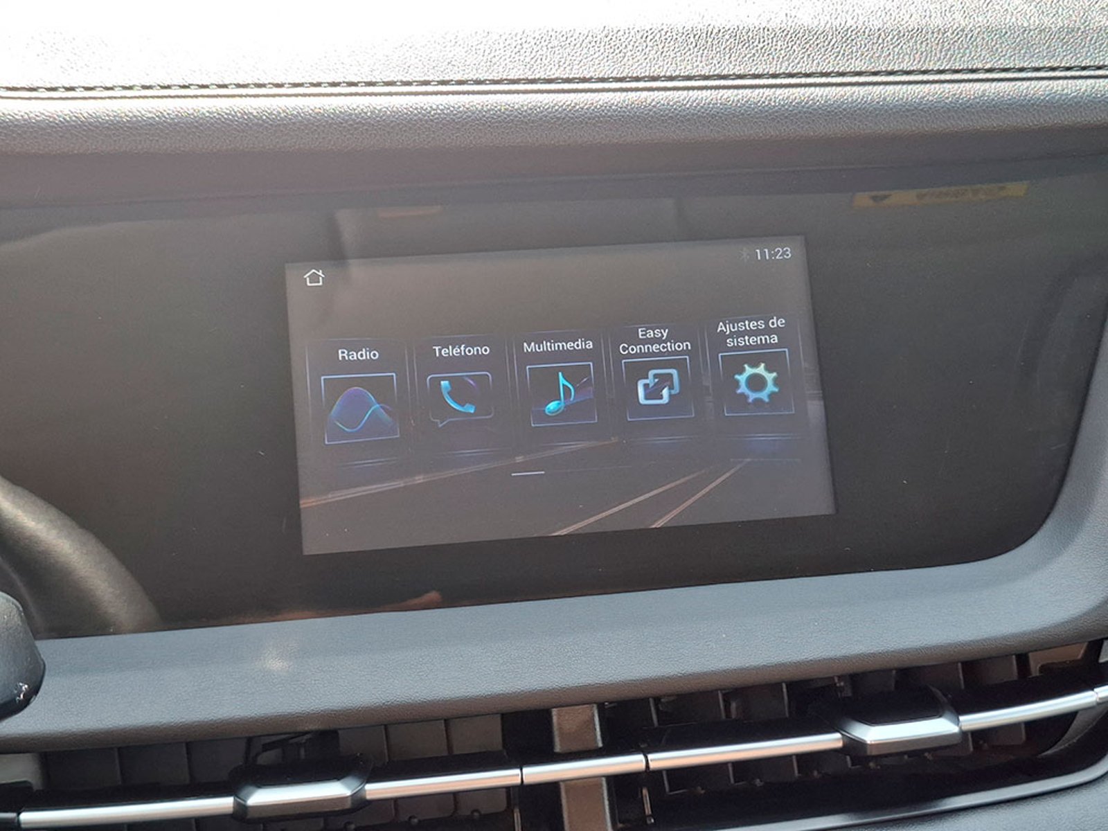 Changan NEW CS15 LUXURY1.5 2022 - Imagen 9 de 20