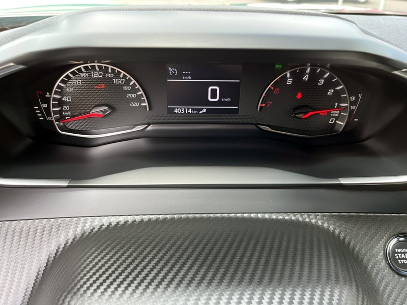 Peugeot 2008 ACTIVE 130 1.2 2024 - Imagen 16 de 20