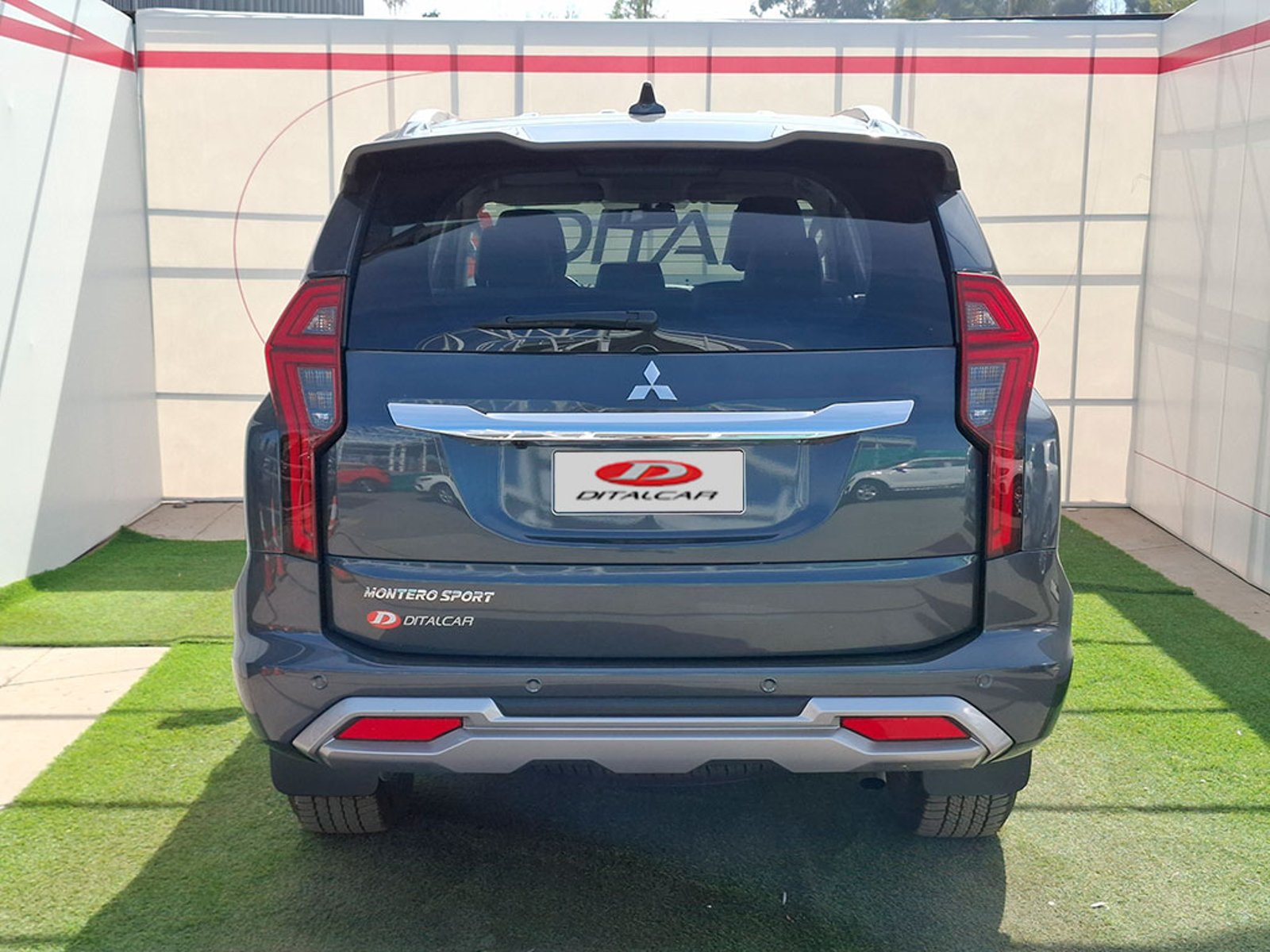 Mitsubishi NEW MONTERO SPORT 3.0 2WD AT 2025 - Foto 5 de 20