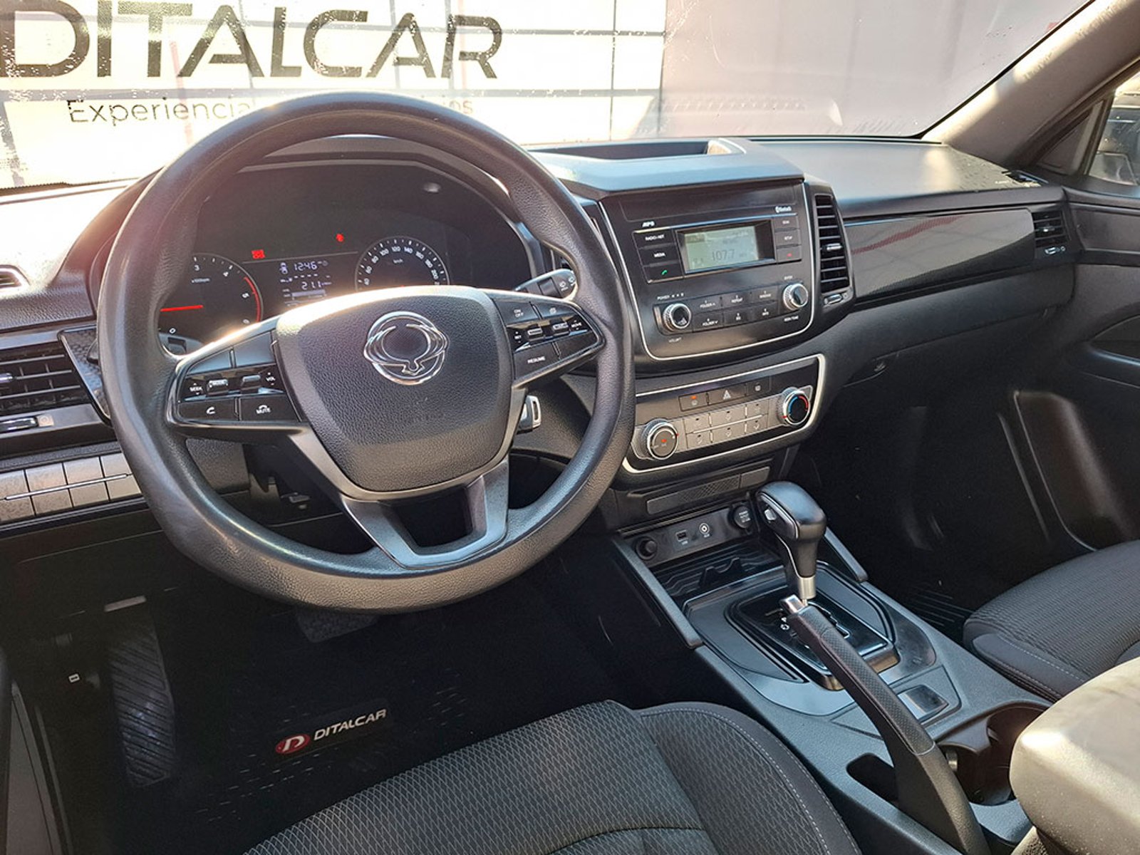 SsangYong NEW MUSSO GRAND 2.2 4X2 AT FULL 2021 - Imagen 18 de 20