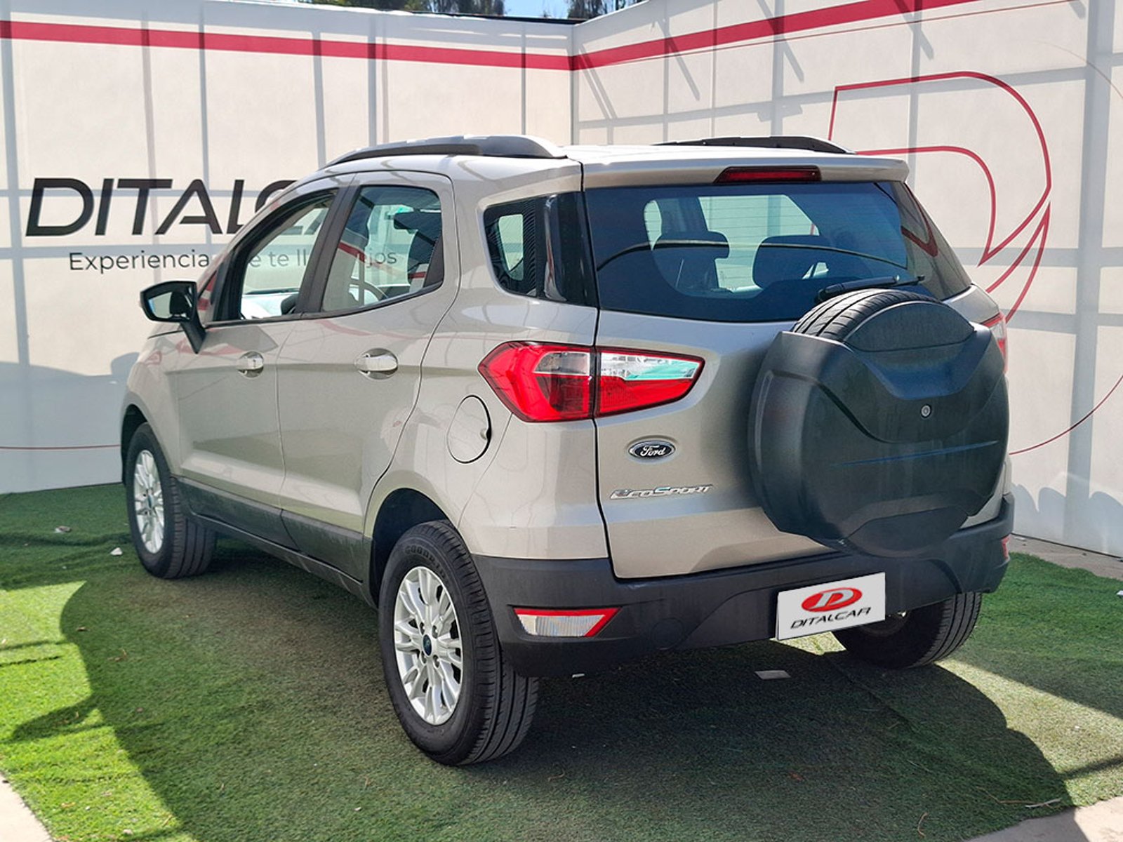Ford ECOSPORT 2018 - Foto 4 de 19