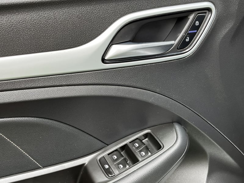 MG MG ZS 1.5 AT COM 2024 - Imagen 13 de 20