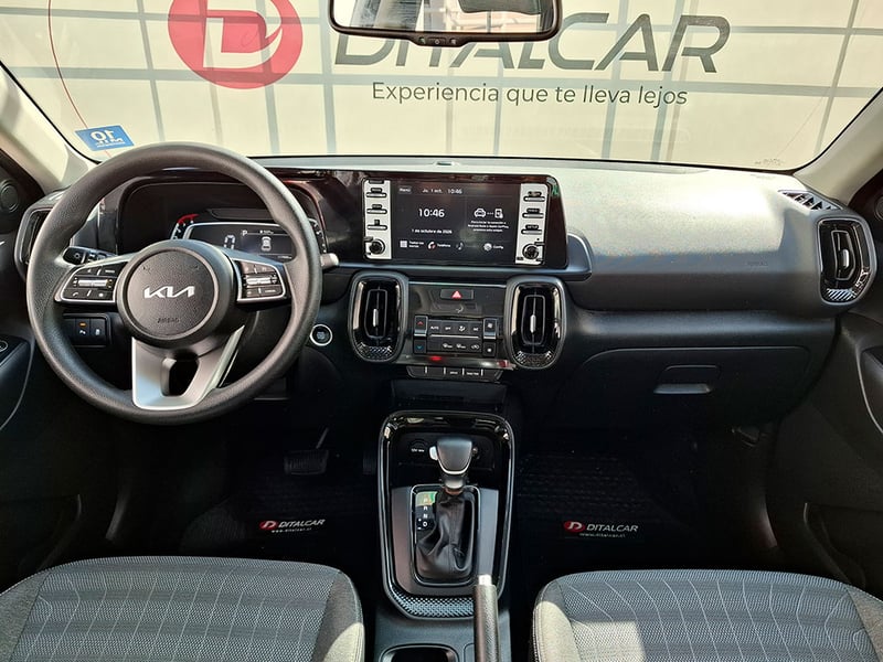 Kia SONET 1.5 MT 2023 - Imagen 8 de 20