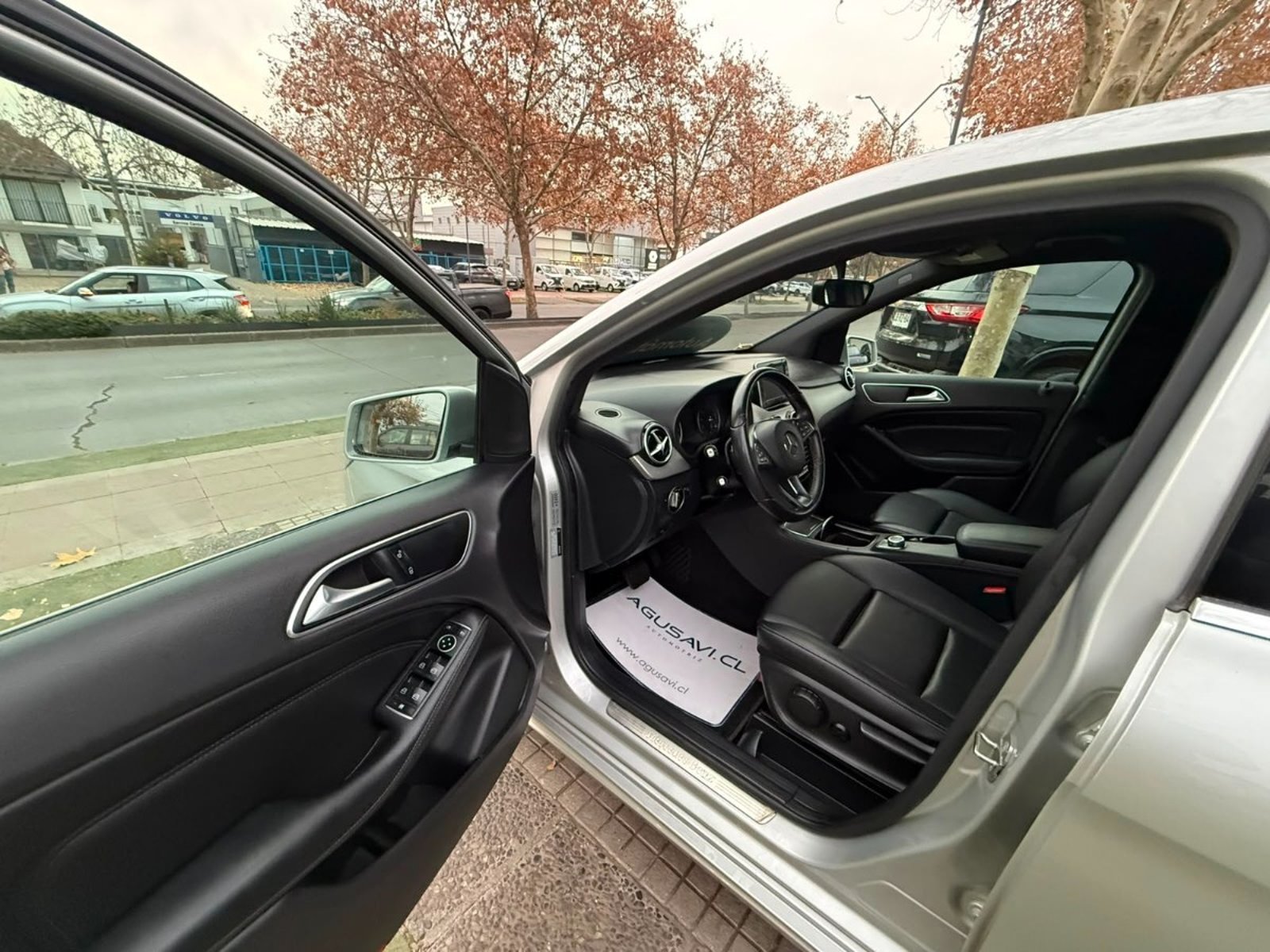 Mercedes-Benz B200 HB 1.6 AUT 2020 - Imagen 7 de 10
