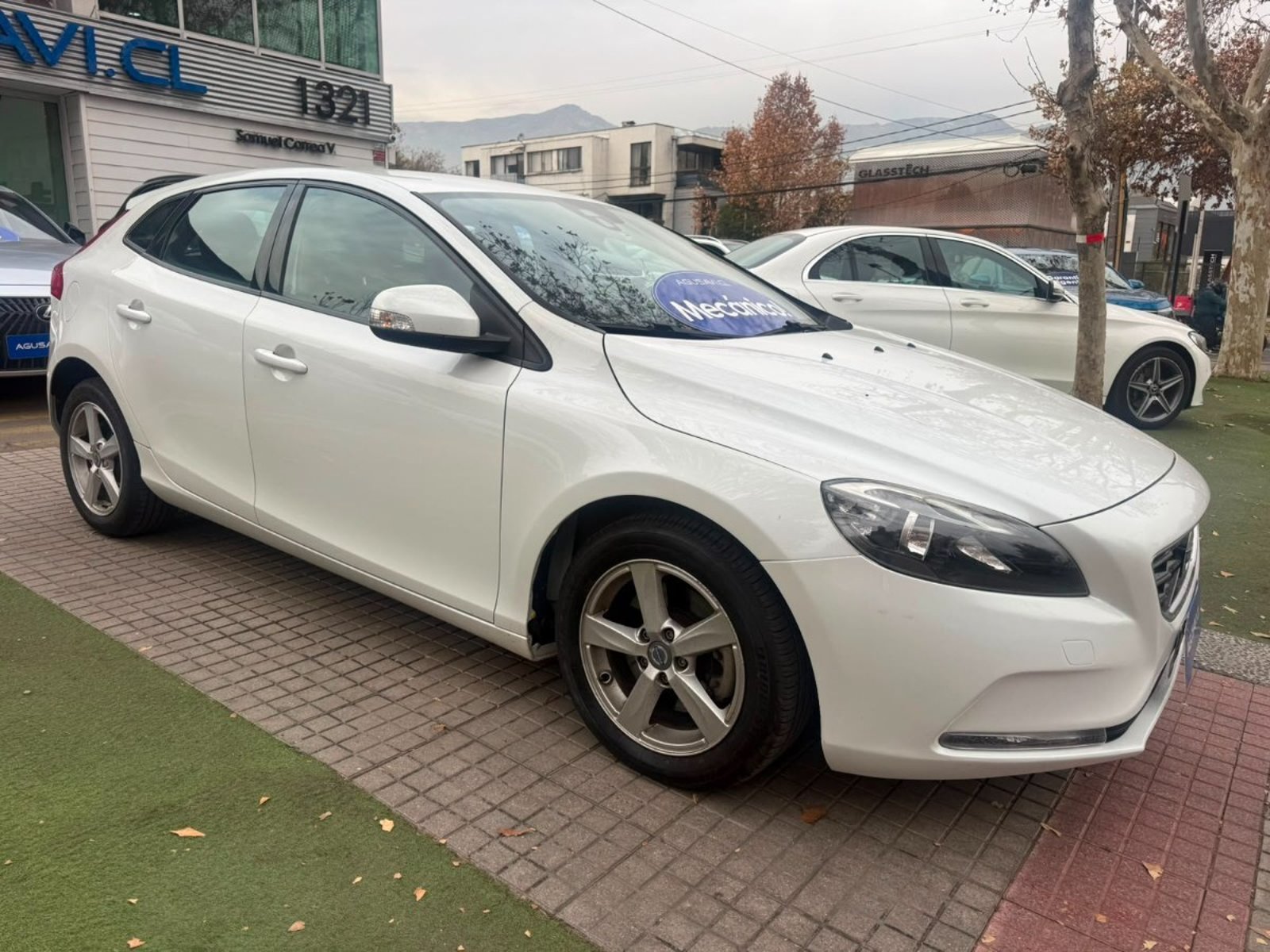 VOLVO V40 D2 MEC 2.0 2016 - Imagen 6 de 10