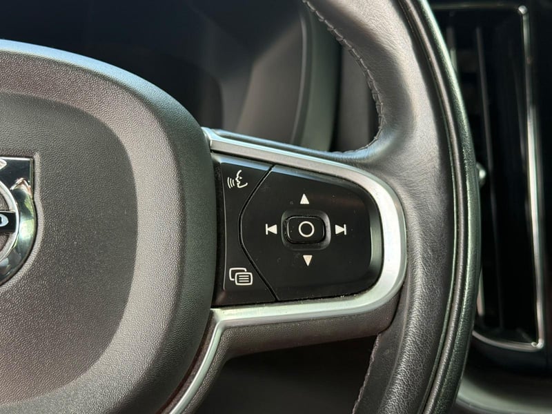 Volvo XC60 2021 - Imagen 13 de 20