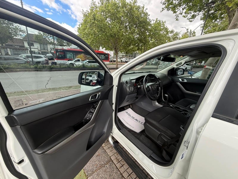 Mazda BT 50 2021 - Imagen 6 de 17