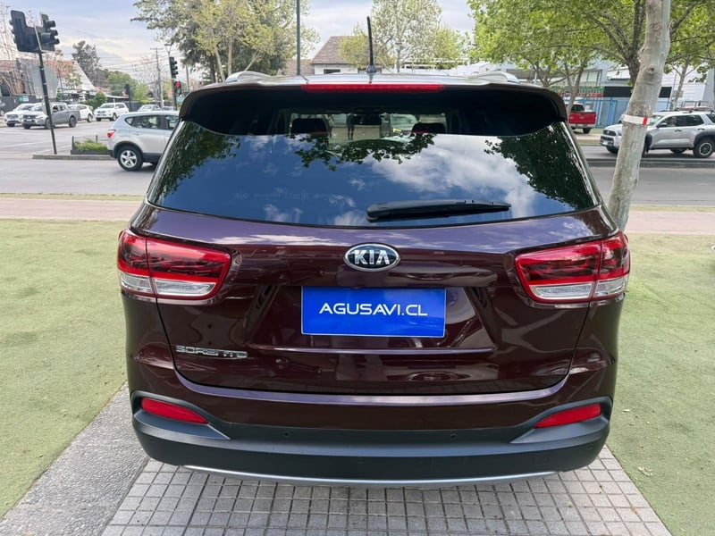 Kia SORENTO 2015 - Imagen 5 de 20