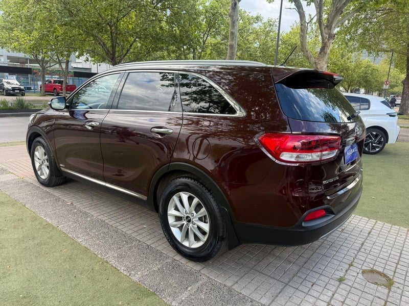Kia SORENTO 2015 - Imagen 6 de 20