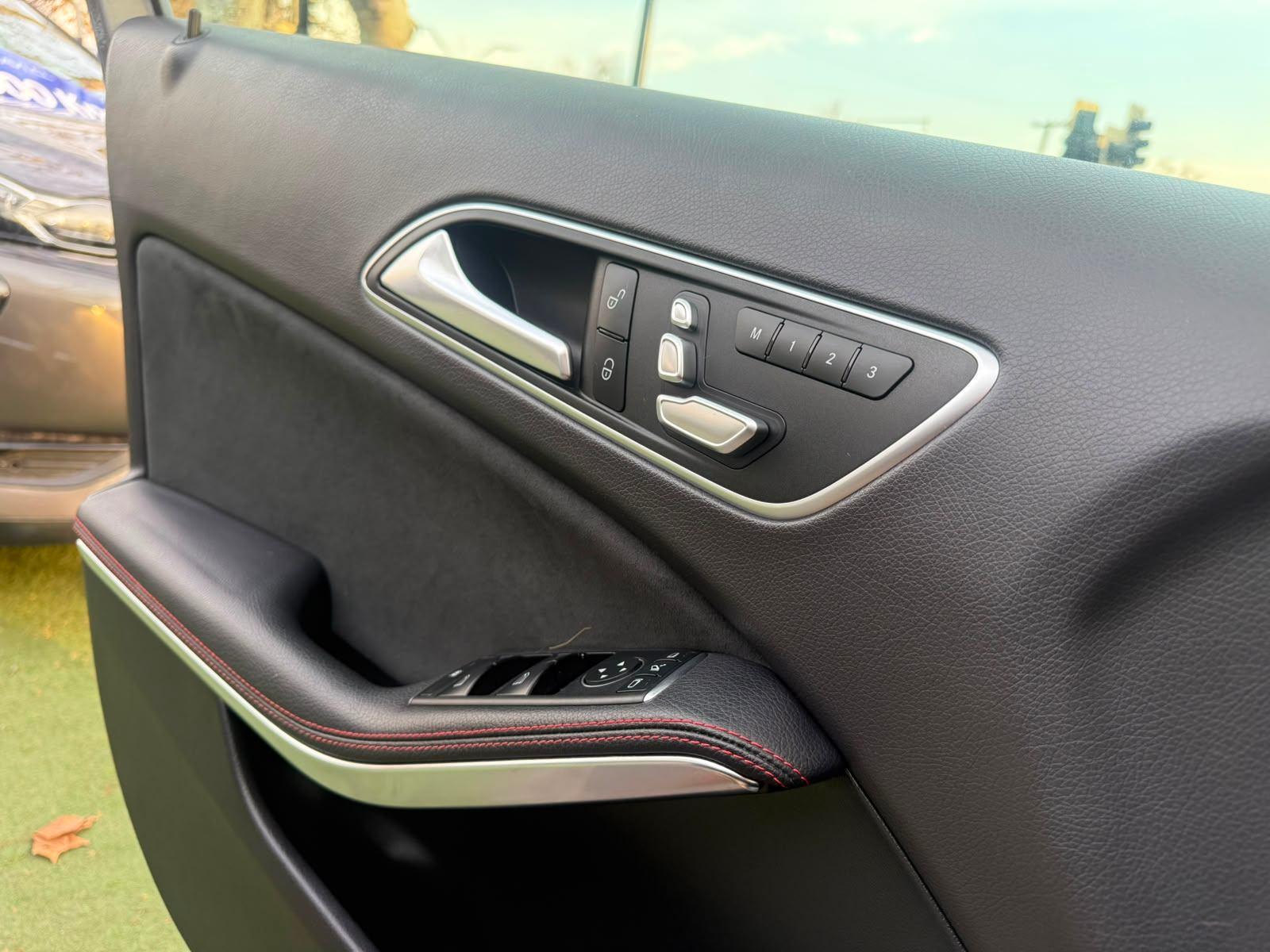 Mercedes-Benz GLA 250 2019 - Imagen 17 de 19
