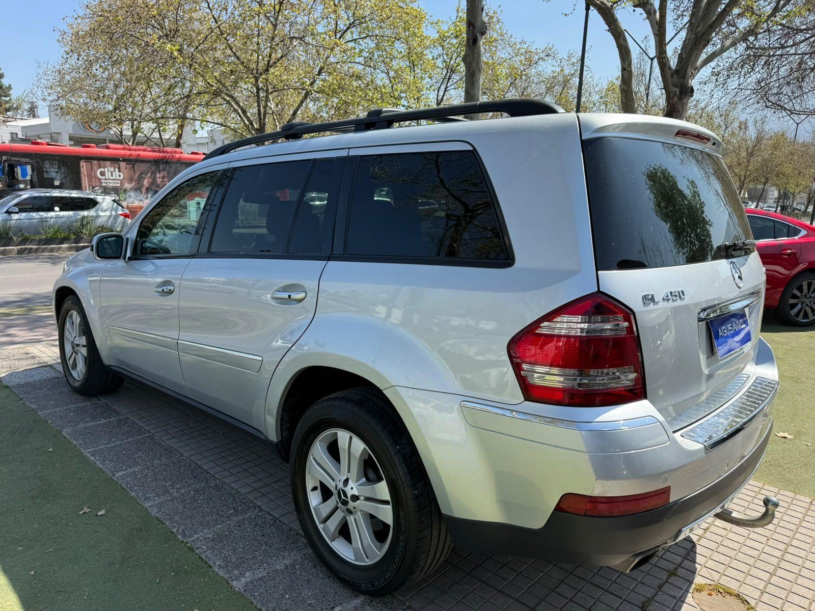 Mercedes-Benz GL 450 2007 - Foto 2 de 19