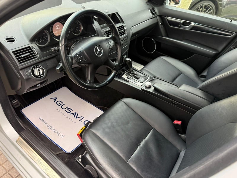 Mercedes-Benz C180 2011 - Imagen 7 de 18