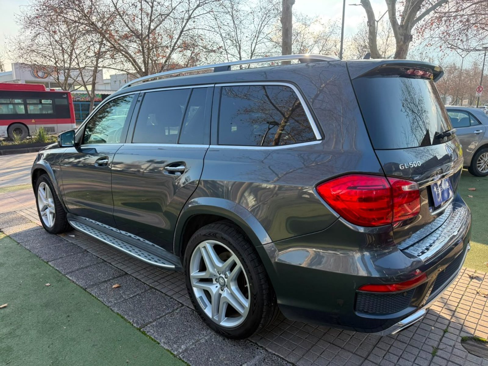 Mercedes-Benz GL 500 4.7 BLUE EFFICIENCY 4MATIC 4X4 AT 5P. 2015 - Imagen 5 de 10