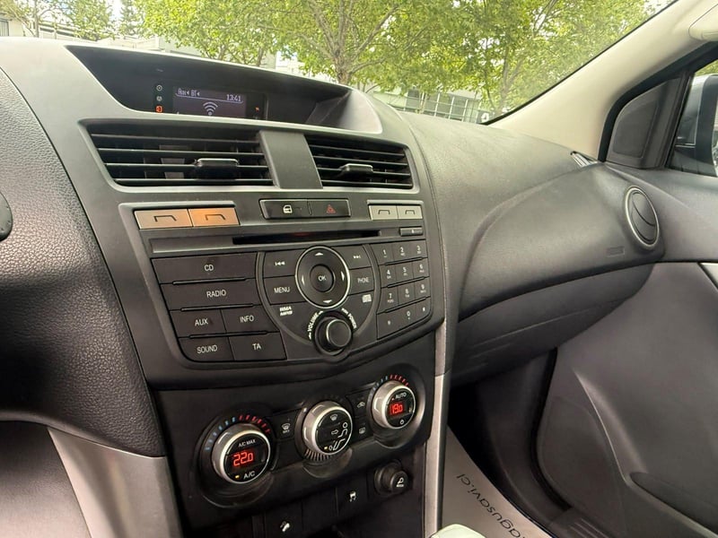 Mazda BT 50 2021 - Imagen 14 de 17
