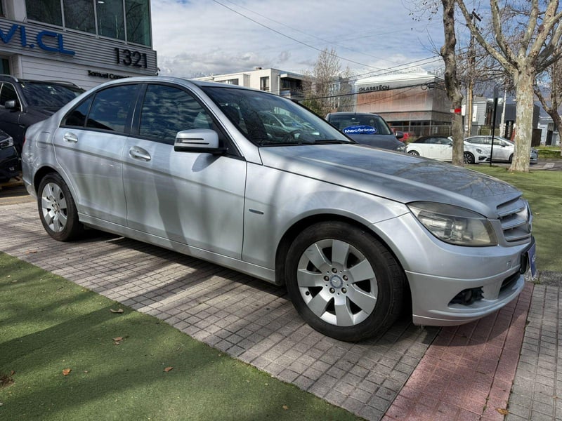 Mercedes-Benz C180 2011 - Imagen 6 de 18